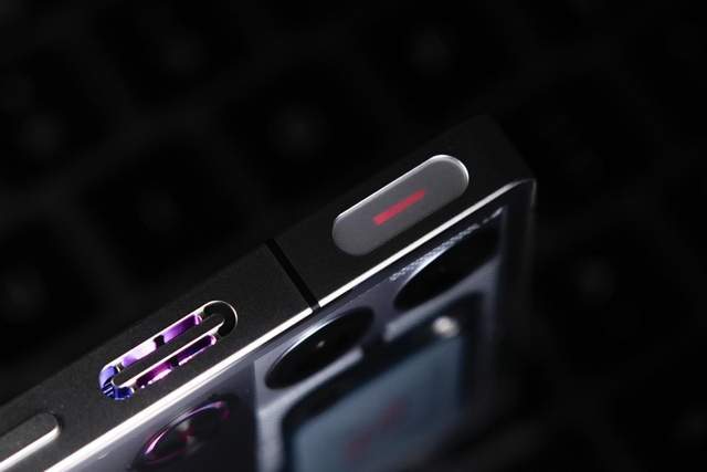 Pro+评测：游戏手机的终极答案mg不朽情缘游戏网站登录红魔10S(图21)